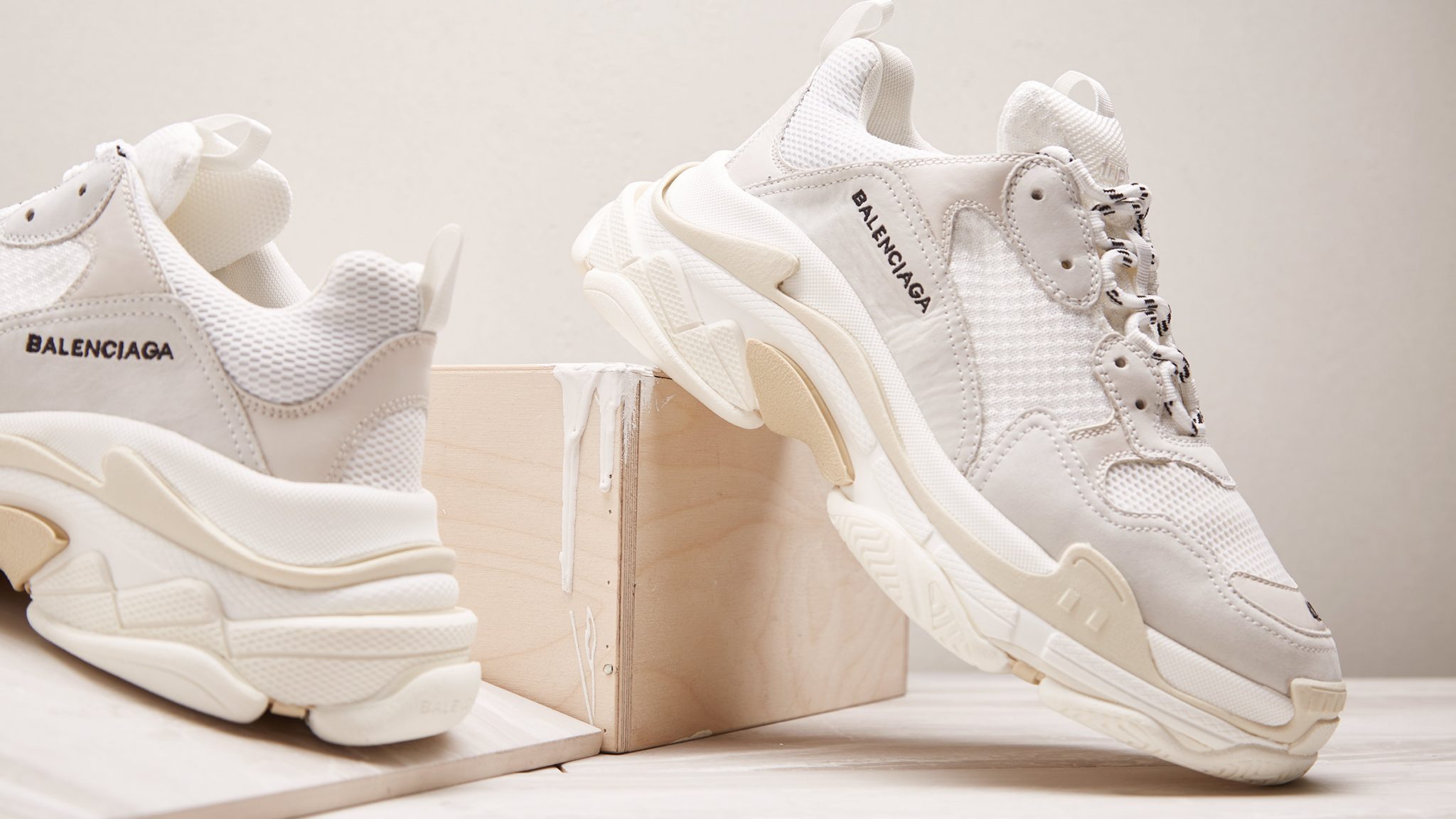 balenciaga white chunky sneakers