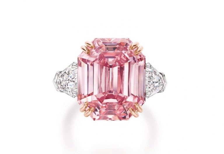 Extremely Rare 19-Carat Pink Diamond Ring by Harry Winston – Design