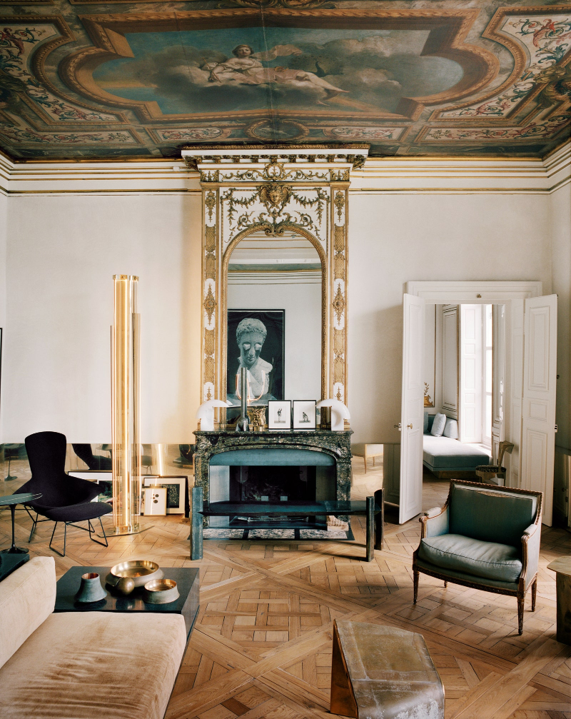 Tradition And Modernity Meet In Vincenzo De Cotiis' Parisian Apartment